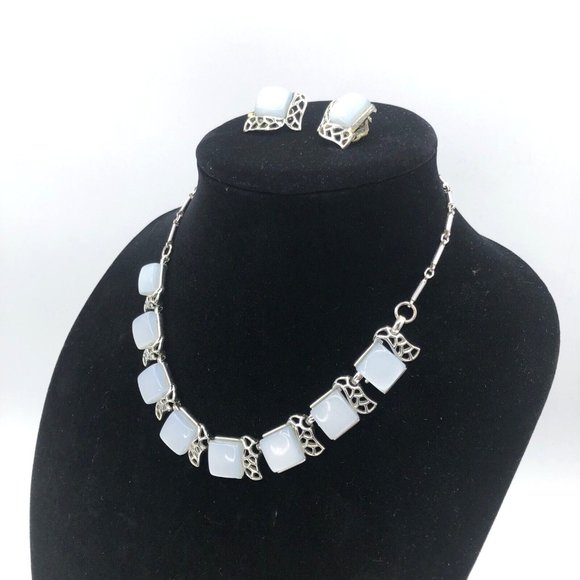 Vintage CORO Necklace Blue Square Lucite Moonglow Necklace and Clip Earrings - Picture 3 of 8